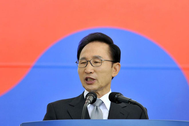 Lee Myung-bak là ai?