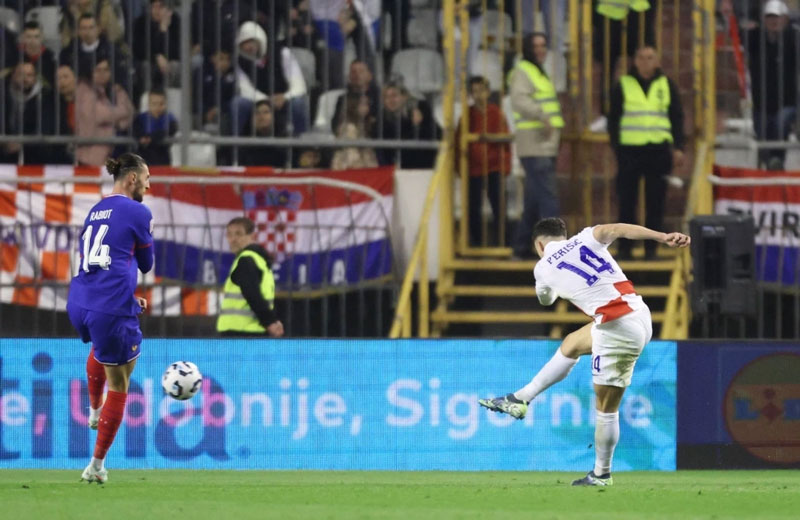 Pháp thua Croatia 0-2 trong ngày trở lại của Mbappe