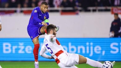 Pháp thua Croatia 0-2 trong ngày trở lại của Mbappe