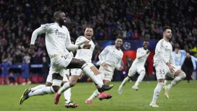 Real Madrid vượt qua Atletico trên chấm luân lưu vào tứ kết Champions League