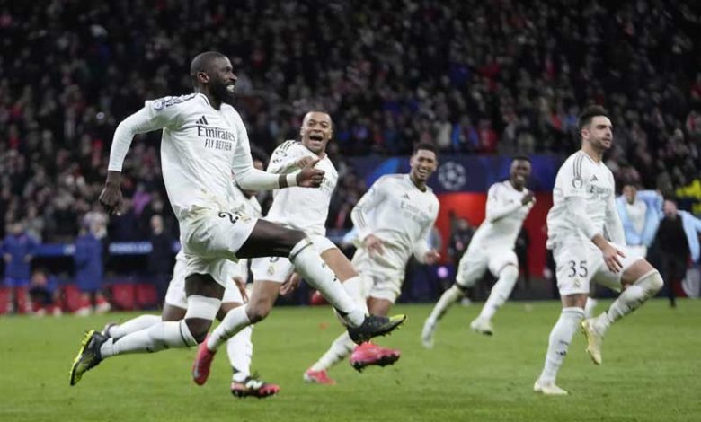 Real Madrid vượt qua Atletico trên chấm luân lưu vào tứ kết Champions League