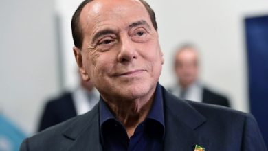 Silvio Berlusconi là ai?