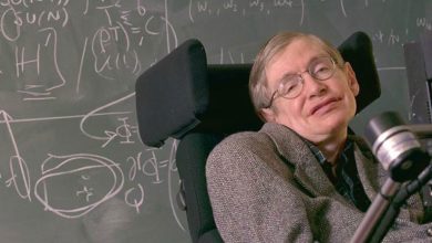 Stephen Hawking là ai?