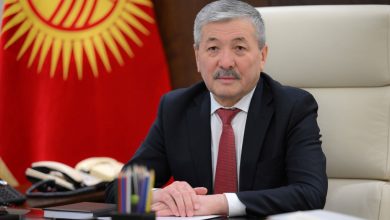 Thủ tướng Kyrgyzstan Adylbek Kasimalyev thăm chính thức Việt Nam