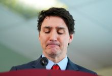 Thủ tướng Trudeau xúc động khi công bố chính sách trẻ em trước khi từ chức