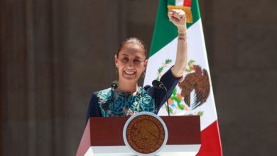 Claudia Sheinbaum khéo léo thuyết phục Trump hoãn thuế quan với Mexico