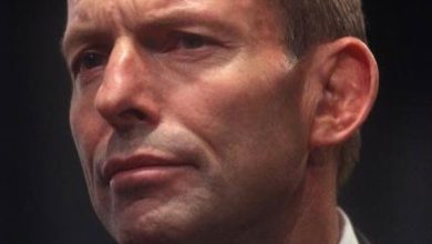 Tony Abbott là ai?