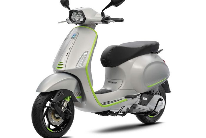 Vespa Sprint Tech 2025 ra mắt với màn hình 5 inch và chìa khóa thông minh