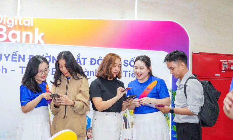 Vikki Digital Bank phát hành 100.000 thẻ VikkiGo hỗ trợ thanh toán metro