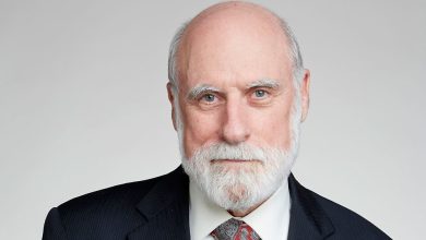 Vinton Cerf là ai?