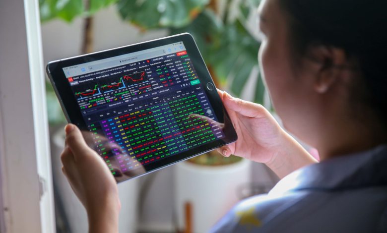 Lướt sóng cổ phiếu có hợp lý trong bối cảnh hiện tại?
