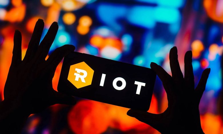 Riot Platforms vay 100 triệu USD từ Coinbase bằng Bitcoin làm tài sản thế chấp