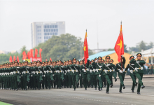 Diễu binh gửi gắm tâm tư và ký ức dân tộc