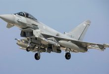 Anh cùng Mỹ không kích Houthi, khẳng định chiến dịch an toàn.