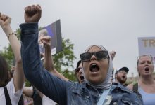 Hàng Nghìn Người Mỹ Biểu Tình Phản Đối Chính Sách Ông Trump