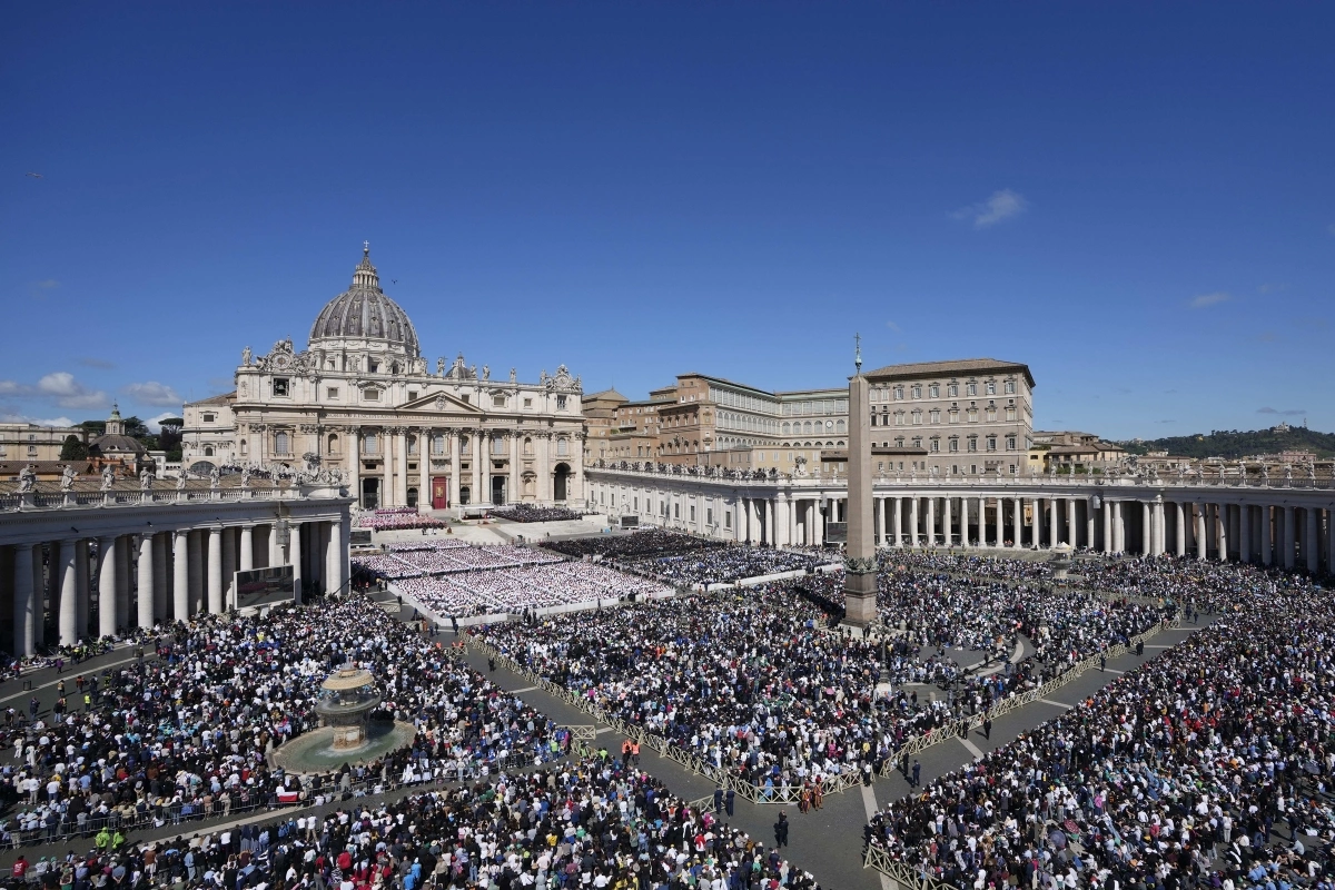Lễ tang Giáo hoàng Francis quy tụ hàng trăm ngàn tín đồ tại Vatican