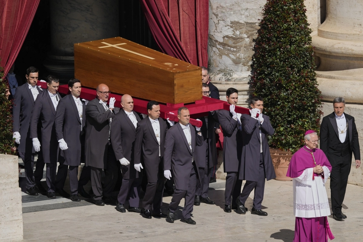 Lễ tang Giáo hoàng Francis quy tụ hàng trăm ngàn tín đồ tại Vatican