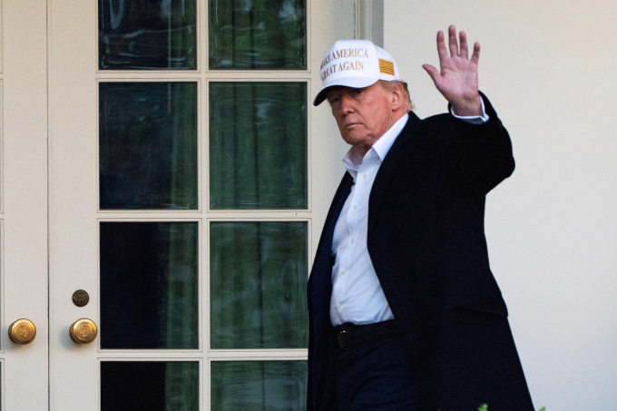 Trump kêu gọi điều tra về khảo sát ủng hộ giả mạo