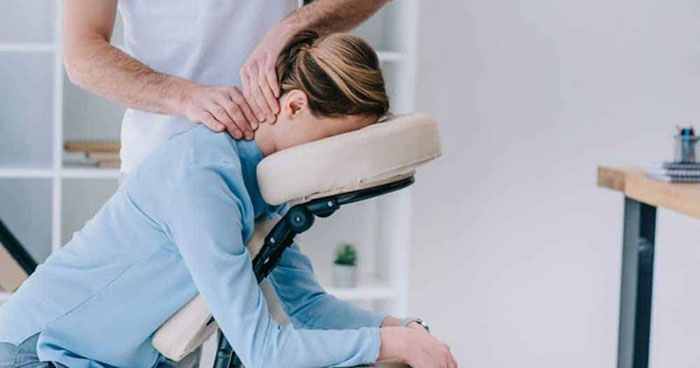 Dấu hiệu và điều trị đau dây thần kinh chẩm cần biết