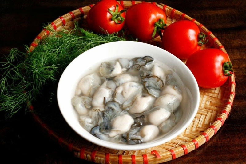 Khám Phá Món Canh Chua Hàu Ngon Miệng Và Bổ Dưỡng