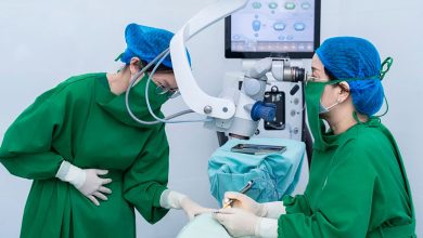 Khối u lớn âm thầm đe dọa thị lực một bệnh nhân nam 37 tuổi
