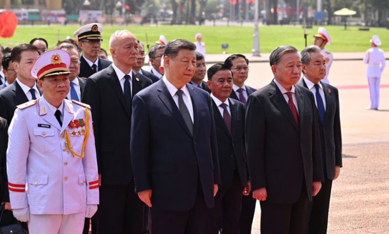 Lãnh đạo Việt - Trung thăm lăng Chủ tịch Hồ Chí Minh