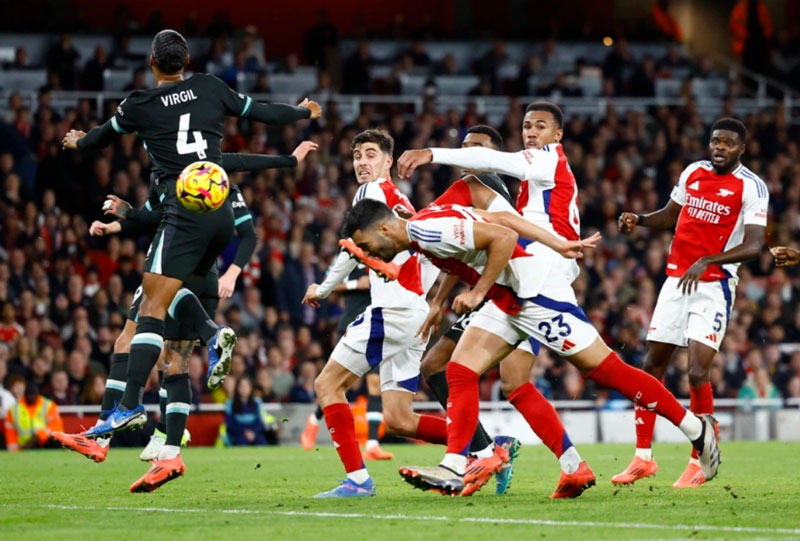 Merino Quân bài chiến thuật đa năng của Arsenal trước PSG