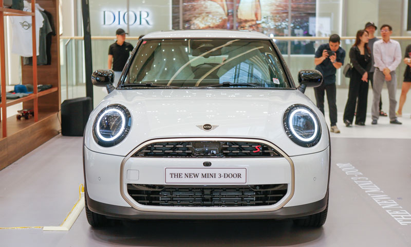 Mini Cooper thế hệ mới giá từ 2,09 tỷ đồng chính thức ra mắt