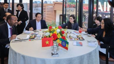 Thủ tướng Ethiopia trải nghiệm ẩm thực và văn hóa Việt Nam.