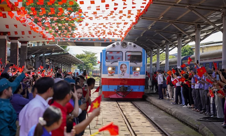 Hội Ngộ Tàu Thống Nhất Tại Đà Nẵng Mừng 30/4