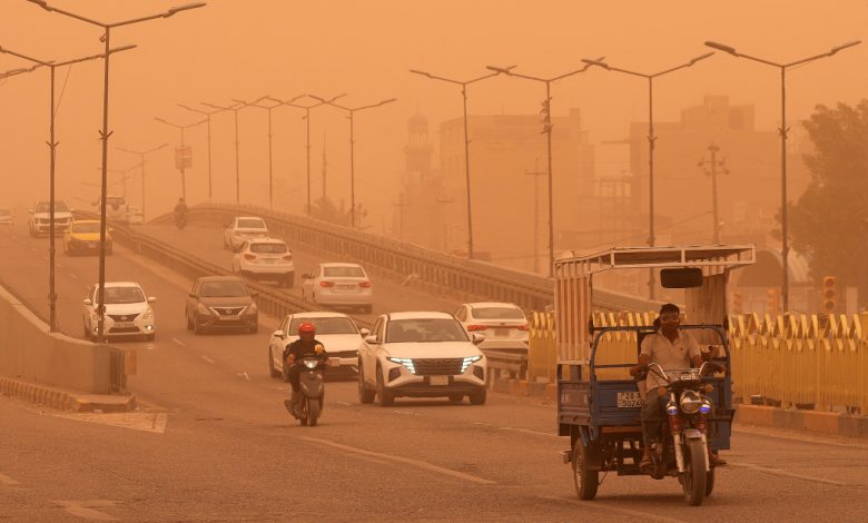 Bão cát lớn ở Iraq khiến 1.800 người nhập viện vì hô hấp