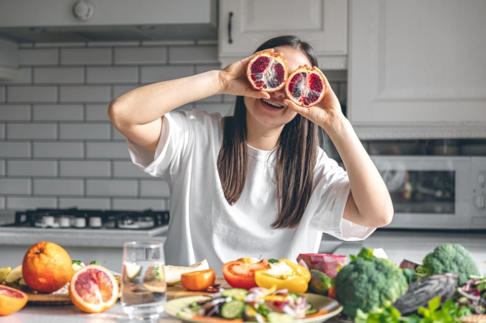 Ăn gì để giảm đau mỏi mắt và bảo vệ thị lực?