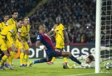 Raphinha suýt "trộm" bàn thắng của Cubarsi trong trận Barca thắng Dortmund