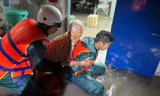 Mưa lớn gây ngập úng nghiêm trọng tại Bình Dương, Đồng Nai
