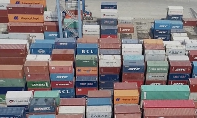Chính phủ làm rõ xử lý 945 container phế liệu tồn đọng