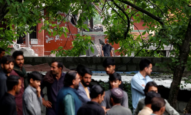 Kashmir rung chuyển bởi không kích, cư dân hoảng loạn tháo chạy