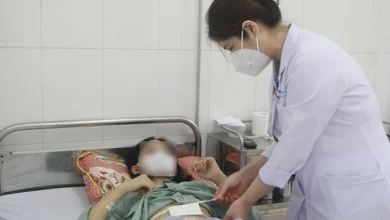 Phát hiện u buồng trứng lớn ở bé gái 13 tuổi qua khám định kỳ