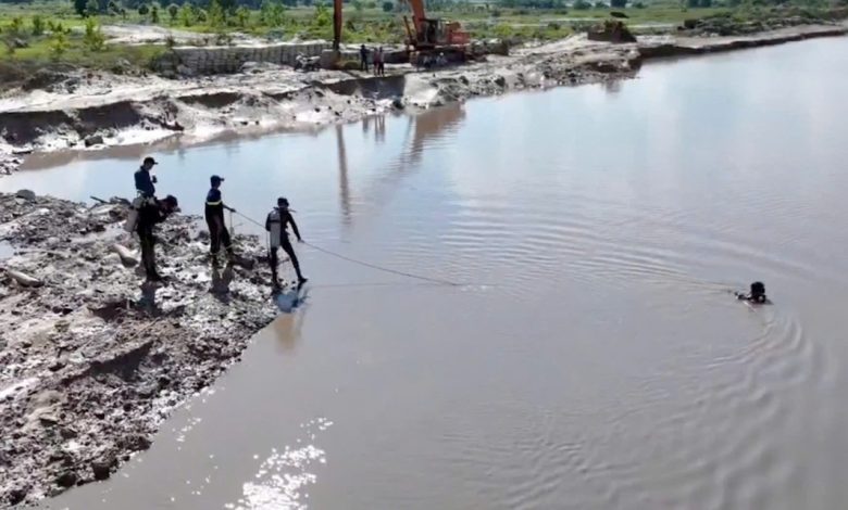 Thi thể nam công nhân bị nước cuốn tử vong tại Bình Dương
