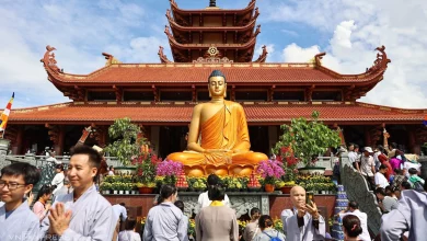 Đặt lịch trình chiêm bái xá lợi Phật cho Đại lễ Vesak 2025