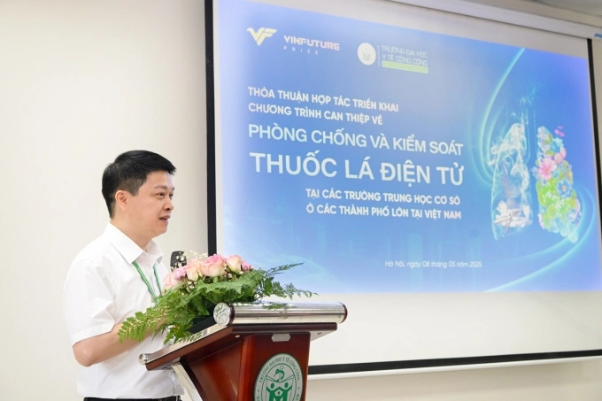 Chương trình VinFuture và ĐH Y tế Công cộng chống thuốc lá điện tử học đường