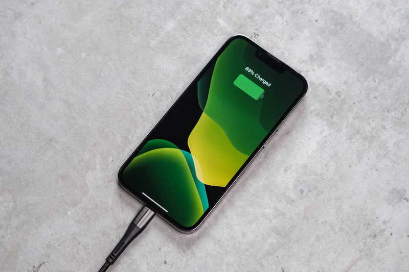 Apple phát triển tính năng quản lý pin thông minh mới cho iPhone