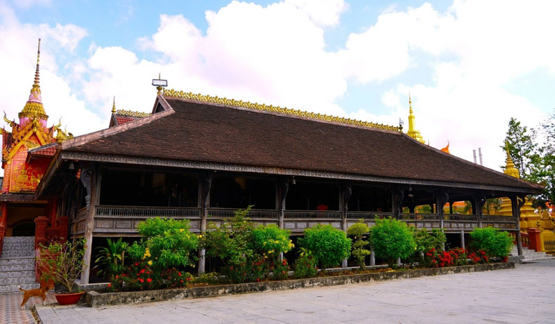 Giảng đường gỗ Khmer cổ nhất miền Tây Bạc Liêu trăm tuổi