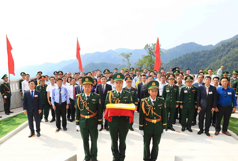 Khánh thành cột cờ A Pa Chải khẳng định chủ quyền Việt Nam