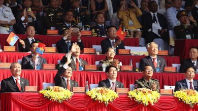 Lễ kỷ niệm 50 năm thống nhất đất nước với không khí tưng bừng