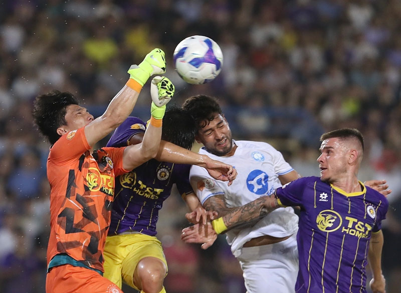 Nam Định chiến thắng 3-0 trước Hà Nội FC trong trận chung kết sớm V-League