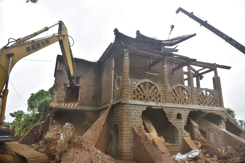 Quản lý đất lâm nghiệp và tình trạng lấn chiếm nghiêm trọng