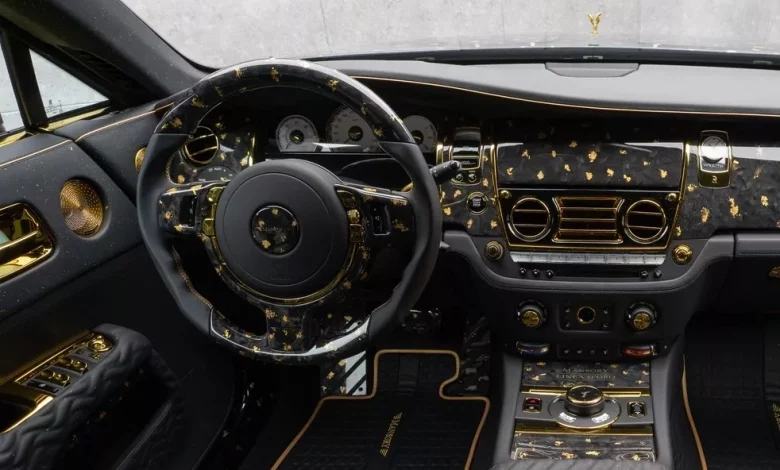 Rolls-Royce Wraith được nâng cấp lấp lánh vàng 24K từ Mansory