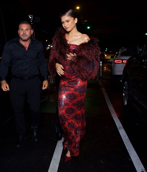 Sao nổi bật với trang phục hút mắt tại tiệc hậu Met Gala