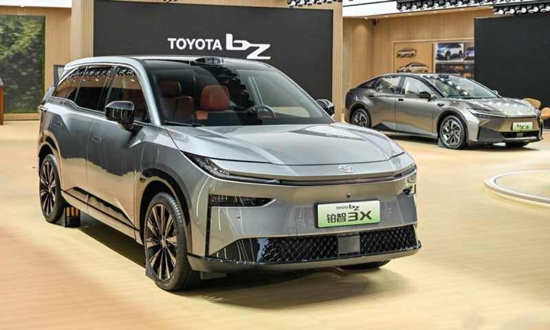 Toyota bZ5 FieldGo Xe điện off-road lý tưởng cho cắm trại