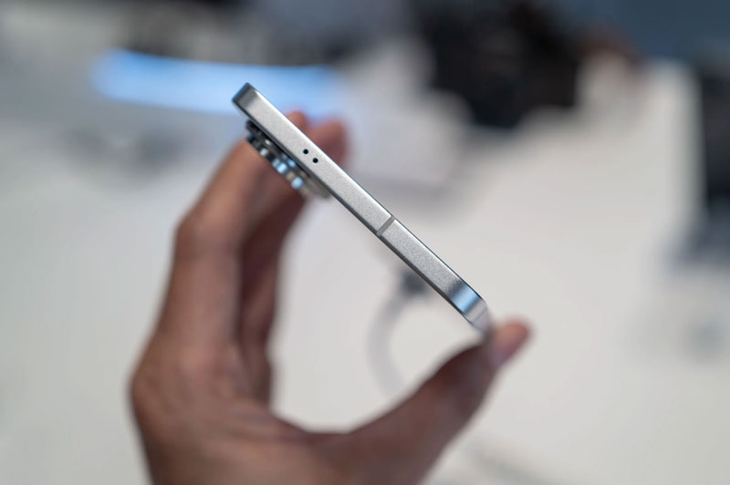 Trải nghiệm Galaxy S25 Edge Siêu mỏng, nhẹ và đầy phong cách